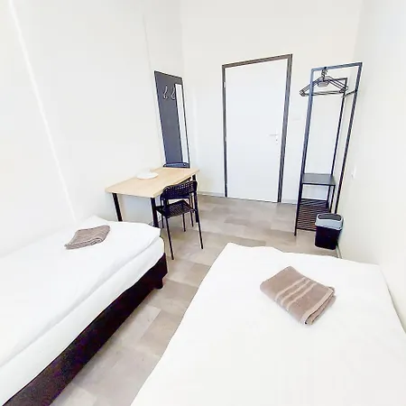 Séjour chez l'habitant Simple For Two E4 *