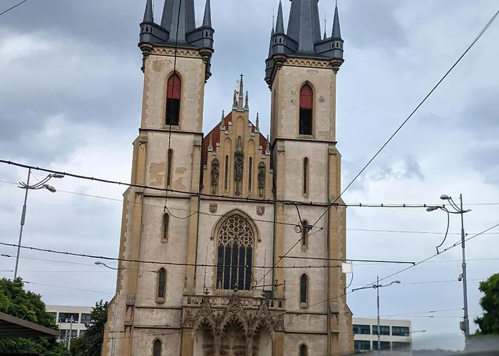 E4 Letna Prague